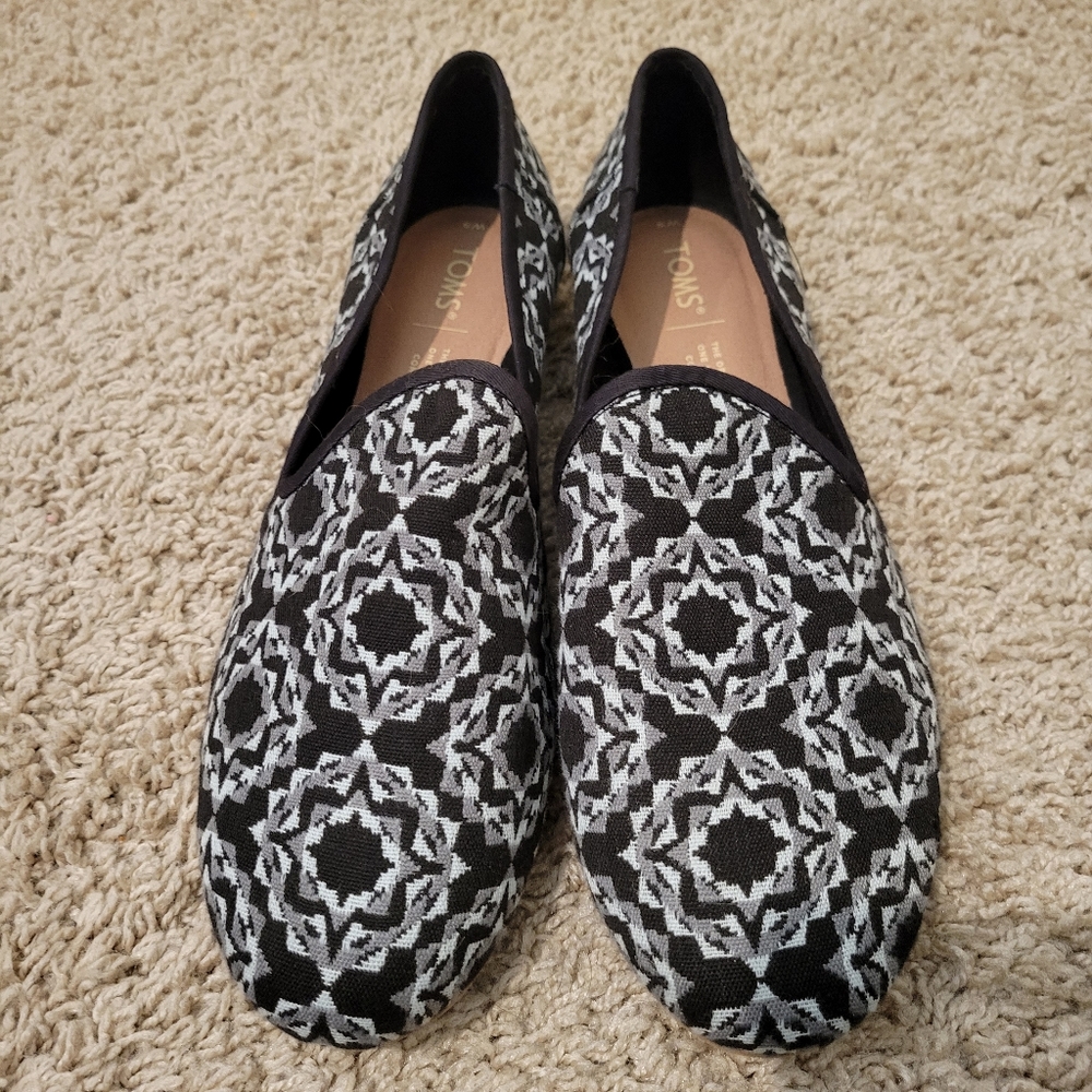 Toms Darcy flate size 9